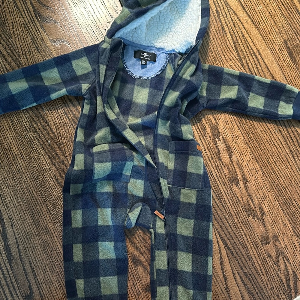 7 for all mankind Hooded Bodysuit Sz 18mo